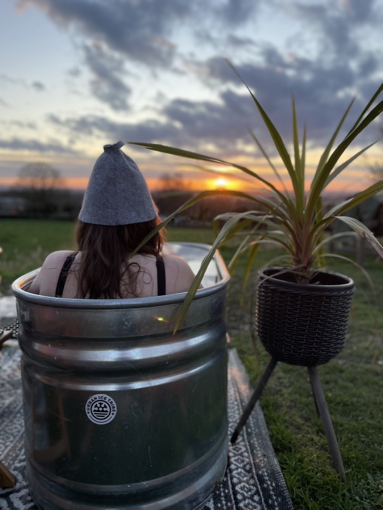 Saunas With A View Pop Up